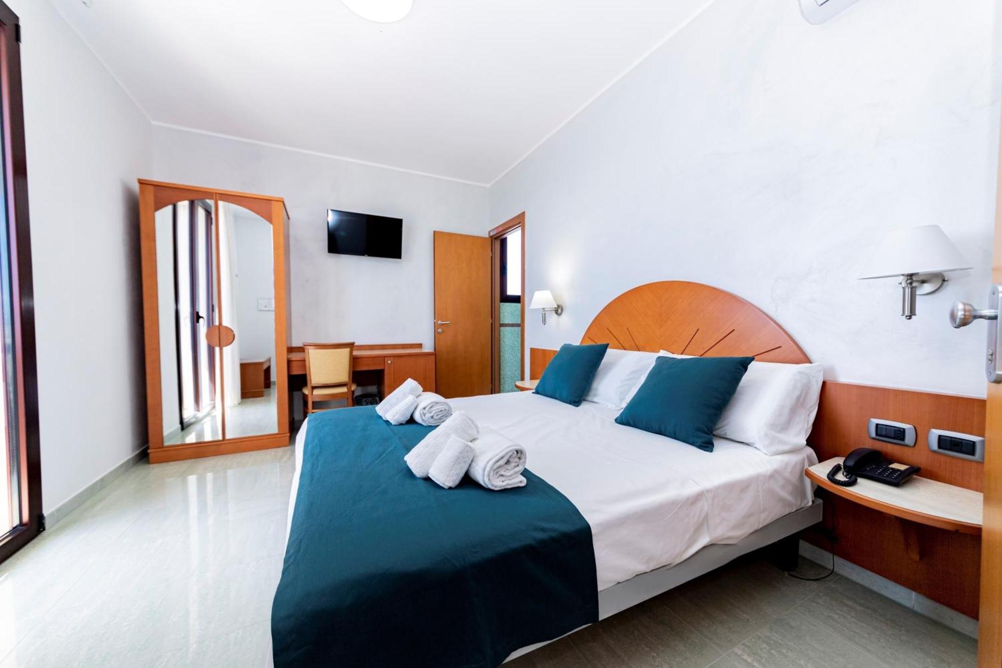 Hotel Alba Torre Lapillo Kültér fotó