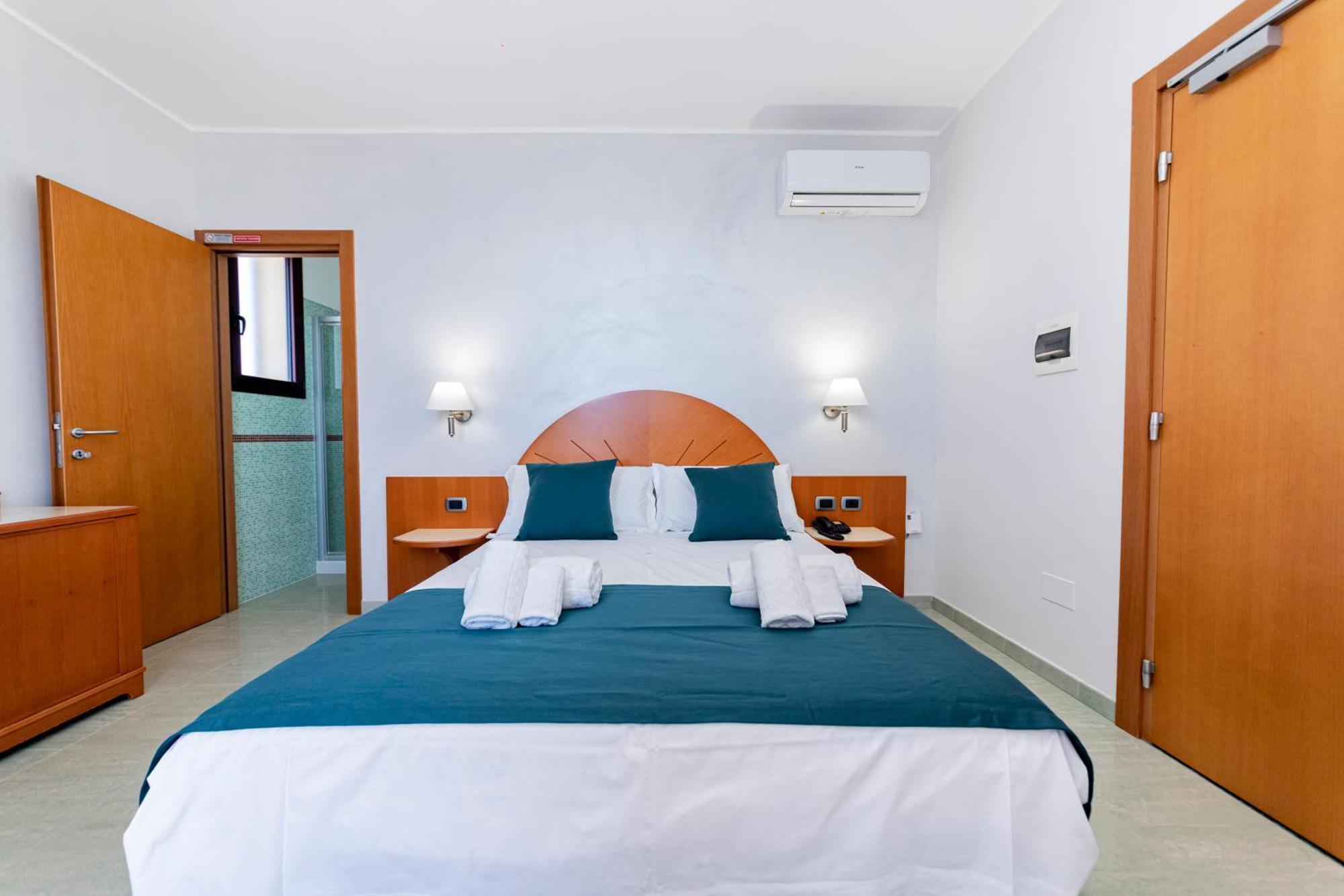 Hotel Alba Torre Lapillo Kültér fotó