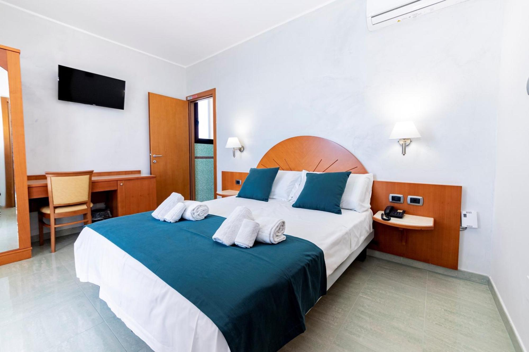 Hotel Alba Torre Lapillo Kültér fotó