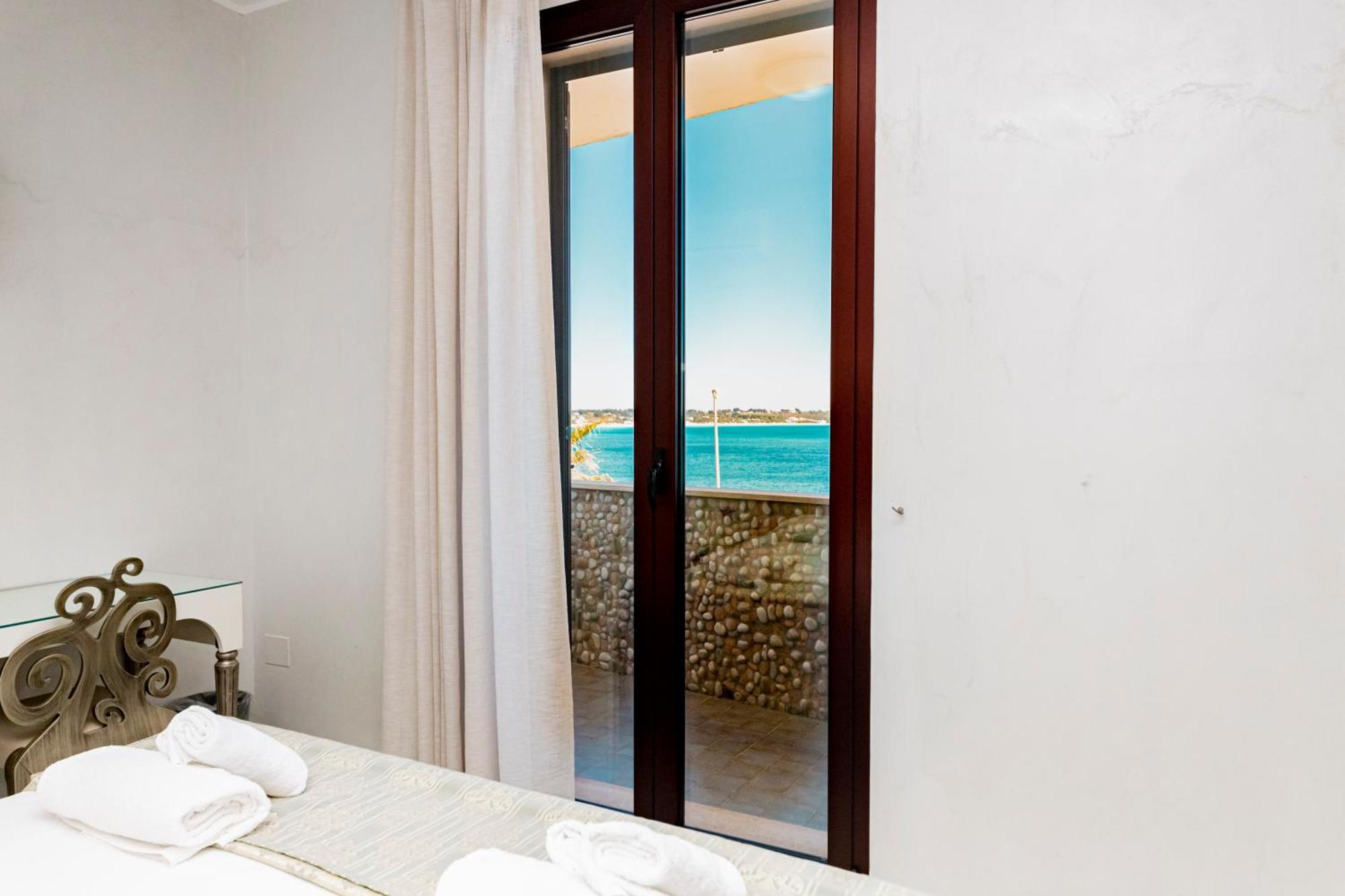 Hotel Alba Torre Lapillo Kültér fotó