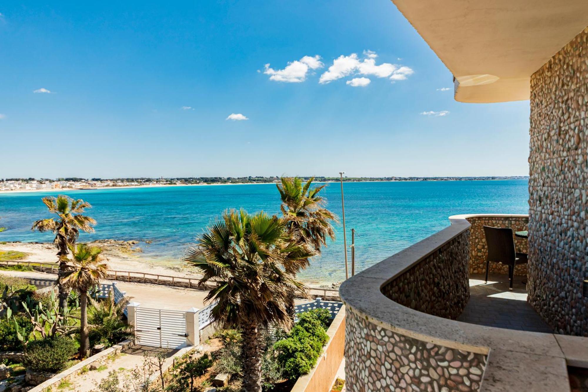 Hotel Alba Torre Lapillo Kültér fotó
