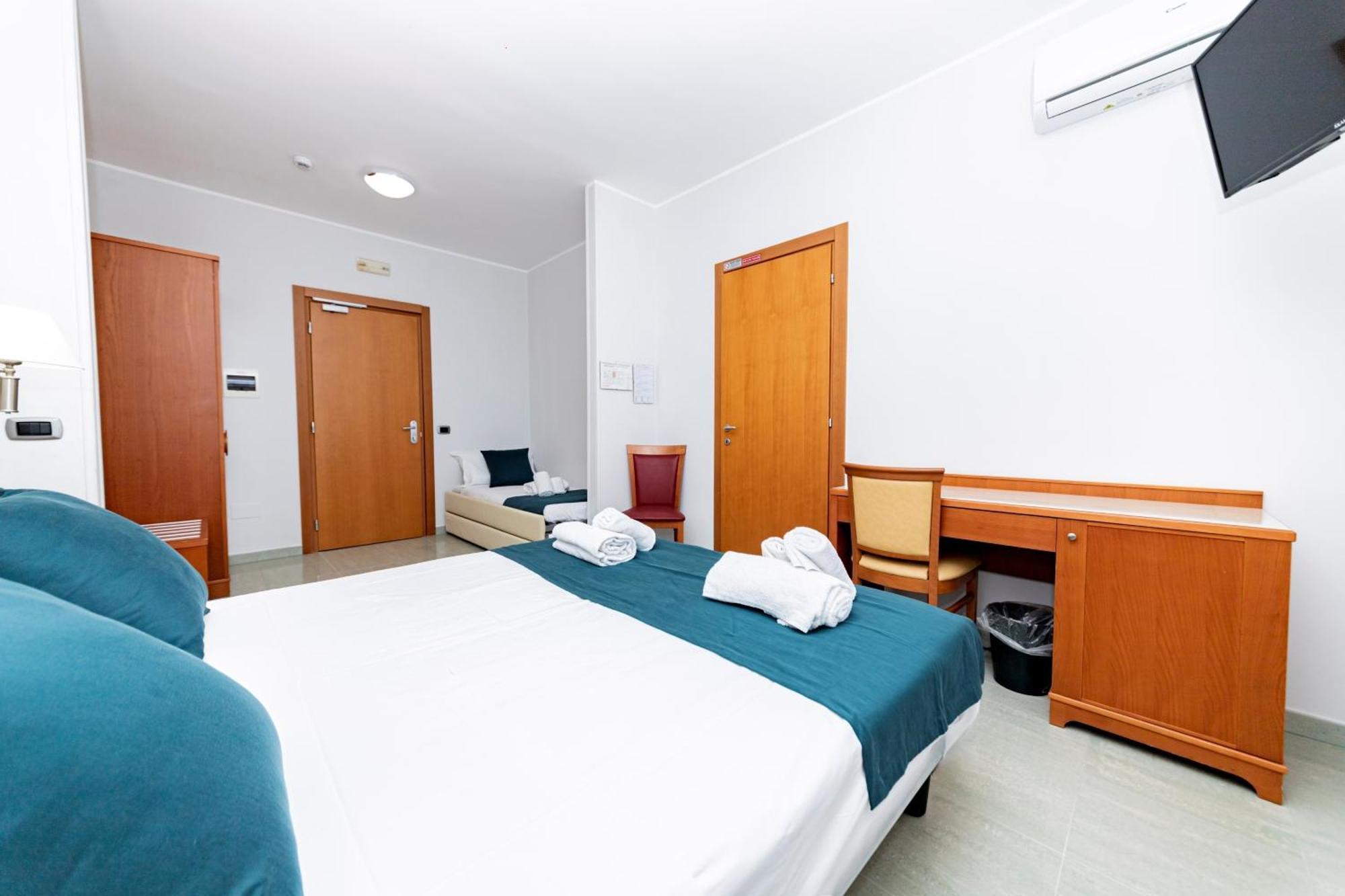 Hotel Alba Torre Lapillo Kültér fotó